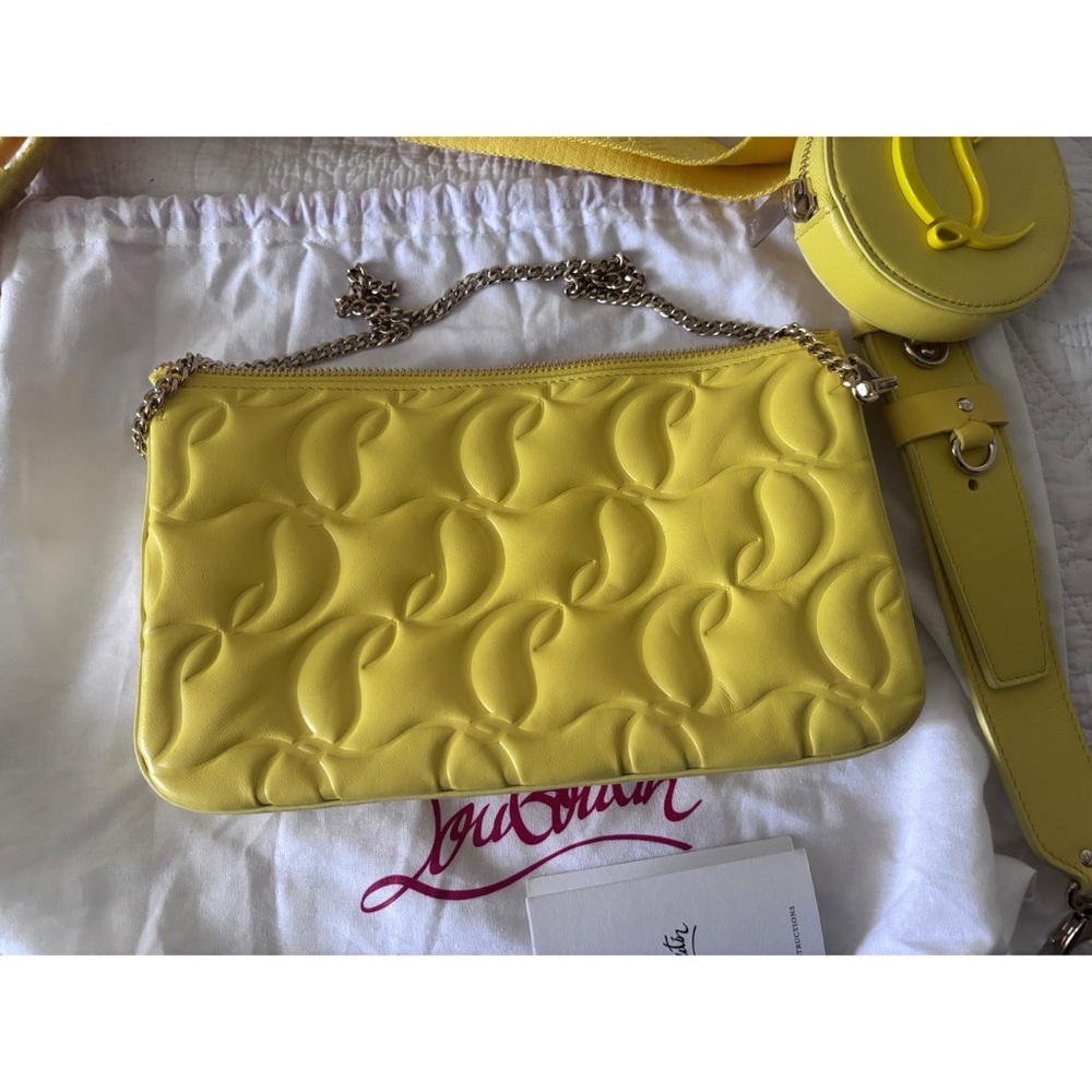 ‼️SOLD‼️Loubila Hybrid Pouch
Nappa Emb Cl Mono/mono
Strap - Picture 4 of 9